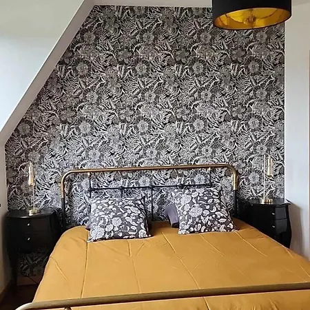 Proche Valenciennes - Cosy 80 M2 Dans Dependances Chateau Apartman